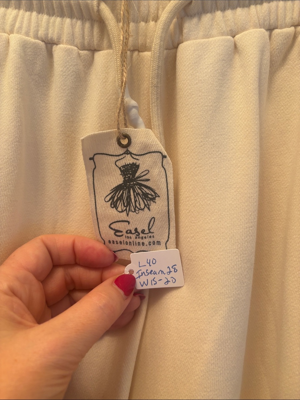 easel | NWT Cream Wide-Leg Drawstring Pants with Daisy Appliqué Sz L - Picture 9 of 11
